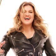 Kelly Clarkson Wears Dallas Cowboys-Inspired Dress at NFL Honors