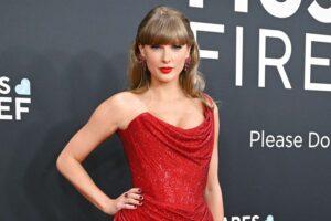 Taylor Swift Buys Back Rights To Her First 6 Albums